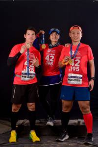 BIB: 195, 42195, 6849
                            <button type="button" onclick="openModal(9294847)" class="btn btn-primary btn-sm float-right btn-popup" data-toggle="modal" data-target=".modal-high-quality">
                        <i class="fas fa-shopping-cart"></i> Add to Cart
                    </button>
                                            <button type="button" onclick="isThisMe(9294847, true)" class="btn btn-success btn-sm float-right btn-popup btn-isme hidden" data-toggle="tooltip" data-placement="bottom" title="นี่คือรูปของคุณใช่ไหม คลิกที่นี่เพื่อเอาเข้าอัลบั้ม">
                        <i class="fas fa-plus"></i> Add to album
                    </button>
                    <button type="button" onclick="isThisMe(9294847, false)" class="btn btn-warning btn-sm float-right btn-popup btn-isnotme hidden">
                        <i class="fas fa-ban"></i> Remove from album
                    </button>